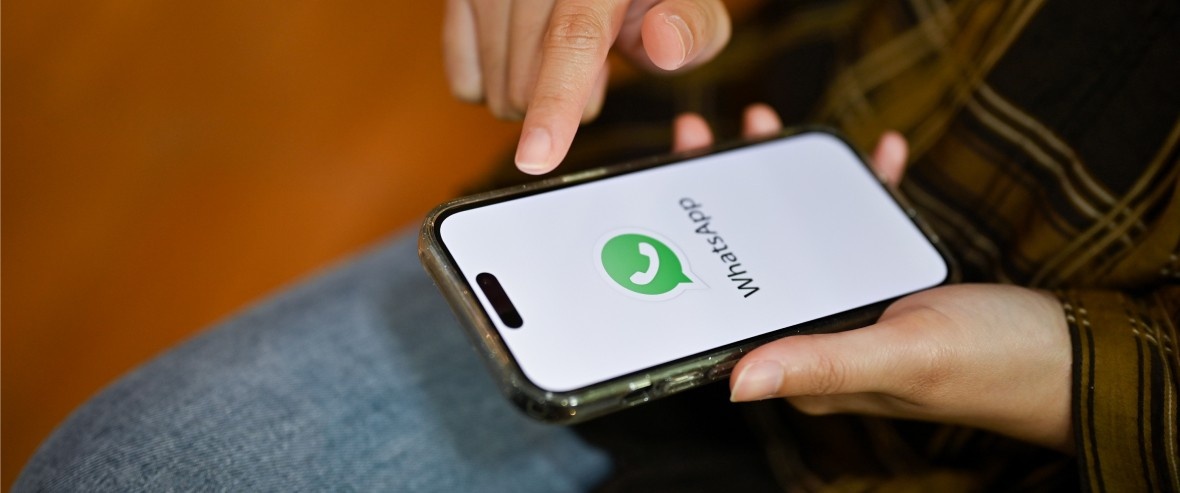 Whatsapp has launched the much-awaited dark mode theme