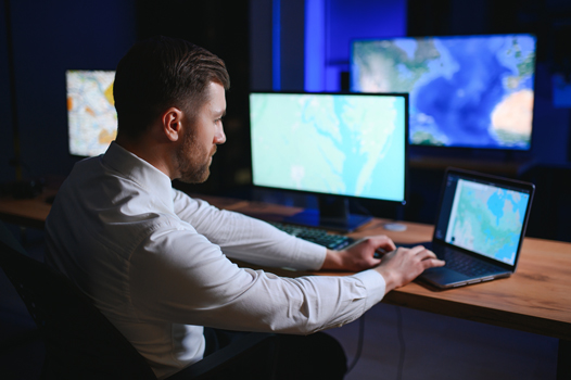 Building Immersive Web GIS Applications with Esri ArcGIS Experience Builder